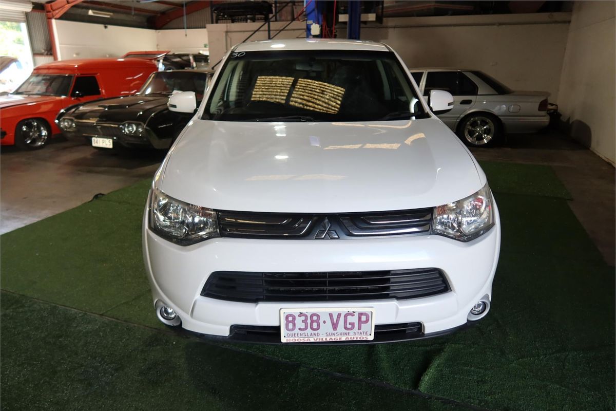 2013 Mitsubishi Outlander LS ZJ