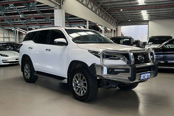 2023 Toyota Fortuner Crusade GUN156R