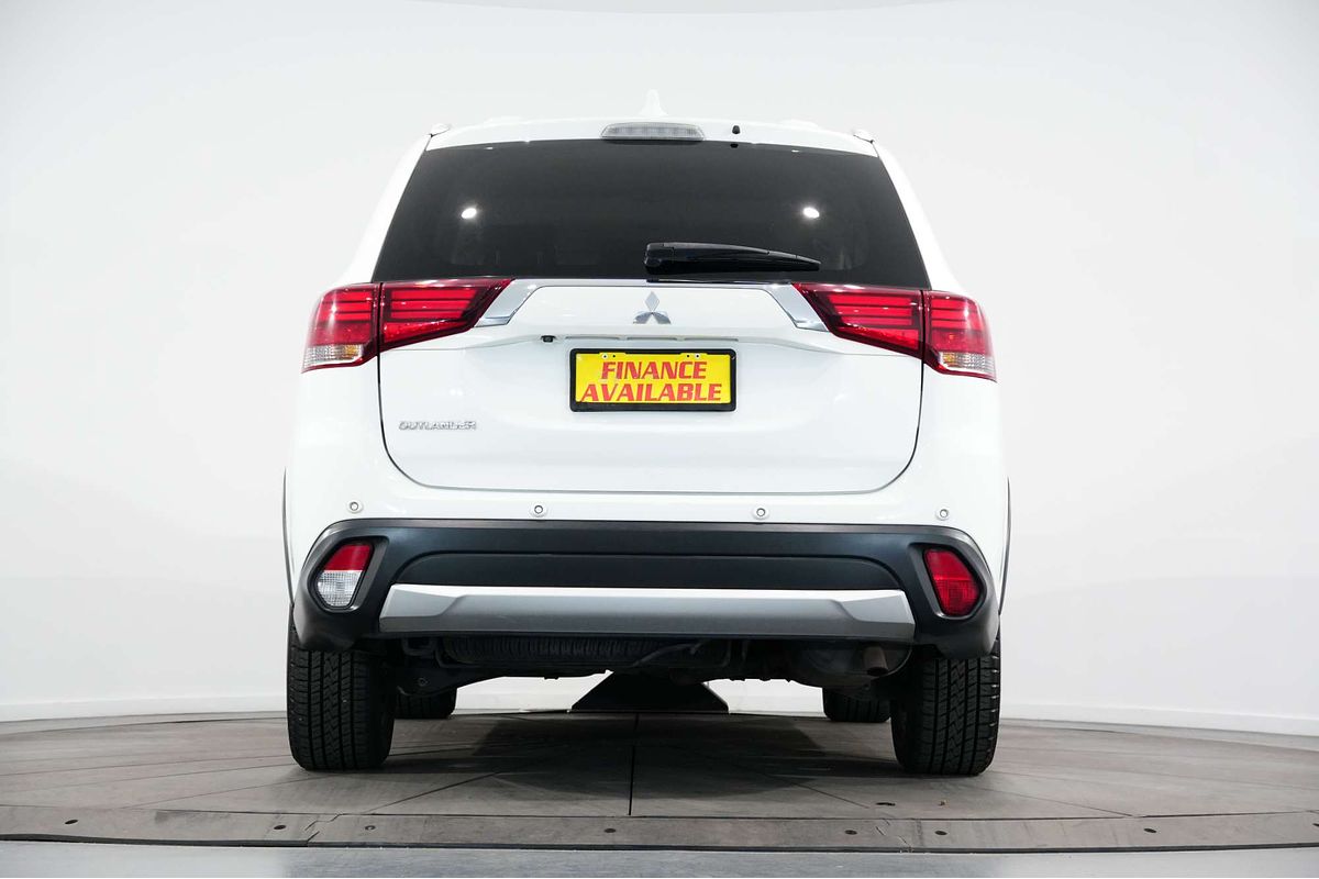 2016 Mitsubishi Outlander Exceed ZK