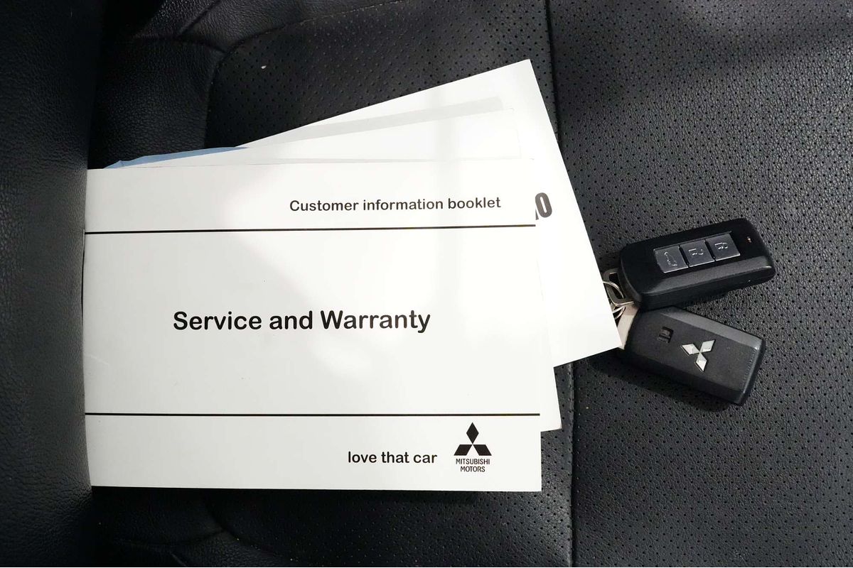 2016 Mitsubishi Outlander Exceed ZK