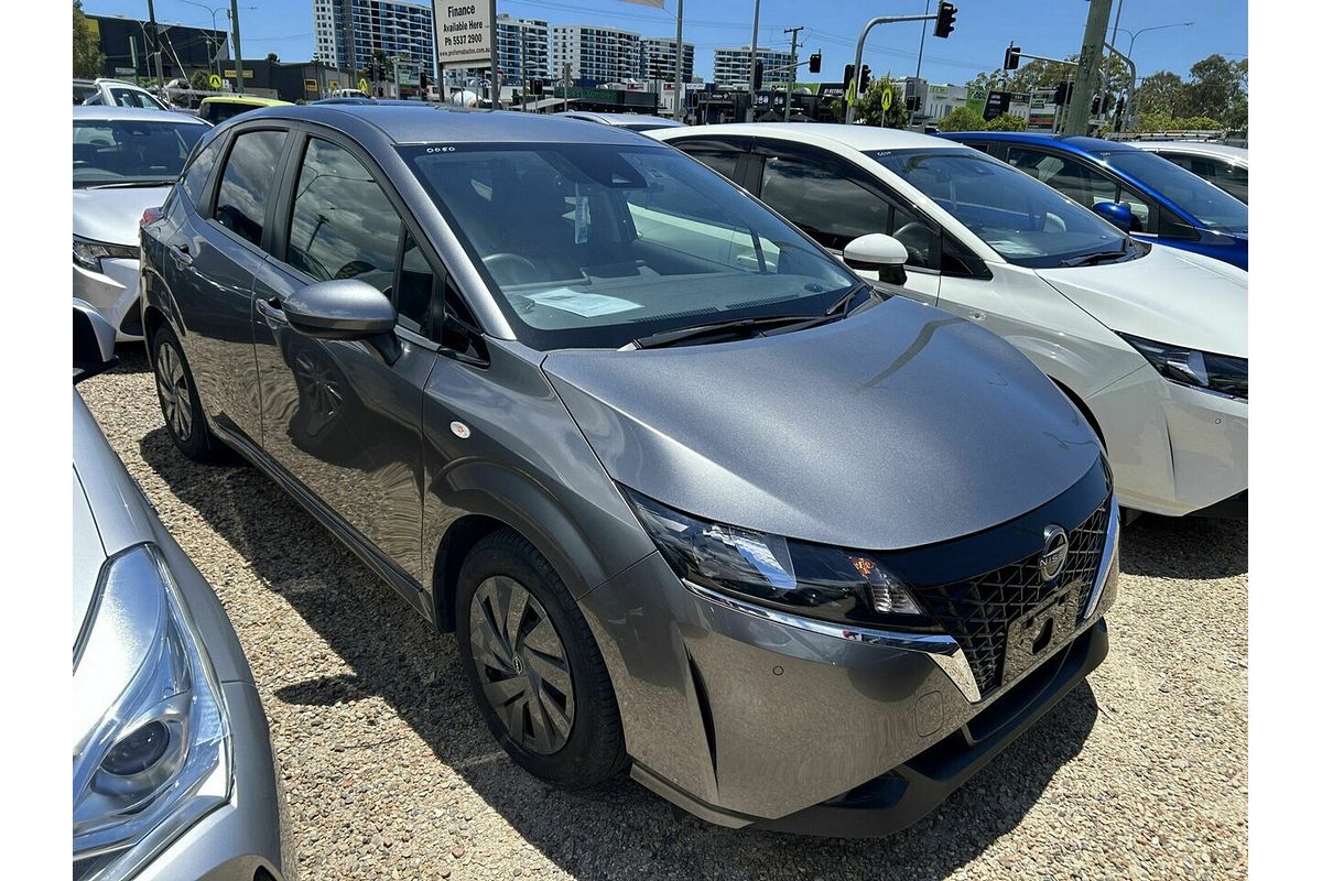 2022 Nissan AURA G FE13