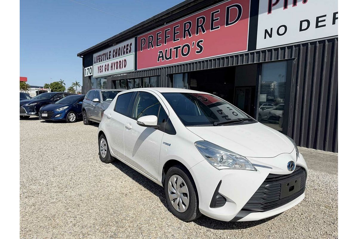 2019 Toyota VITZ F (HYBRID) NHP130