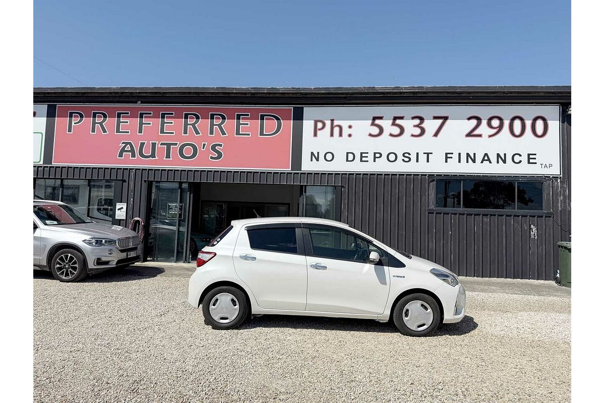 2019 Toyota VITZ F (HYBRID) NHP130