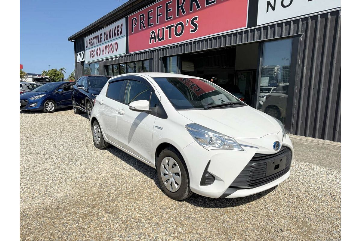 2019 Toyota VITZ F (HYBRID) NHP130