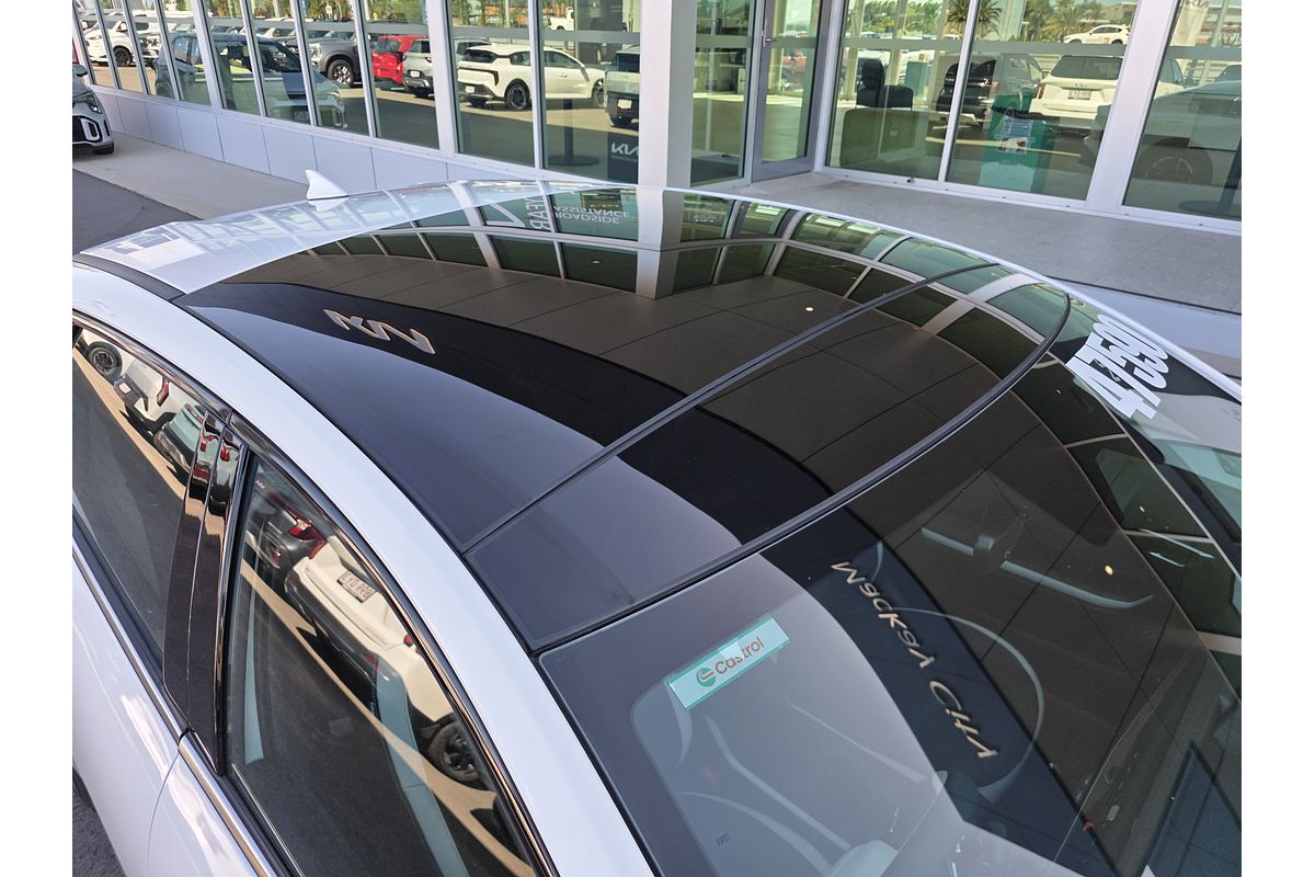 2025 Kia K4 GT-Line CL4m