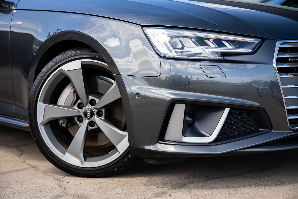 2021 Audi A4 45 TFSI S line B9