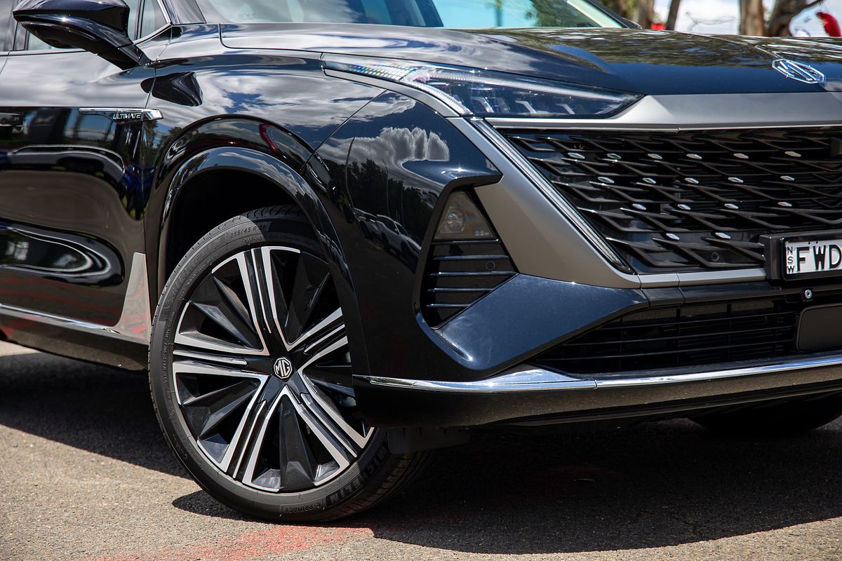 2025 MG QS Essence IS31