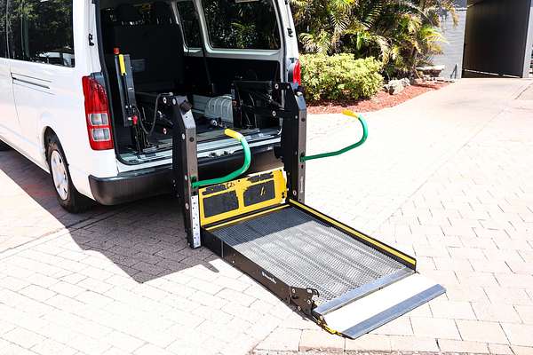 2018 Toyota Hiace Commuter KDH223R ELWB High Roof