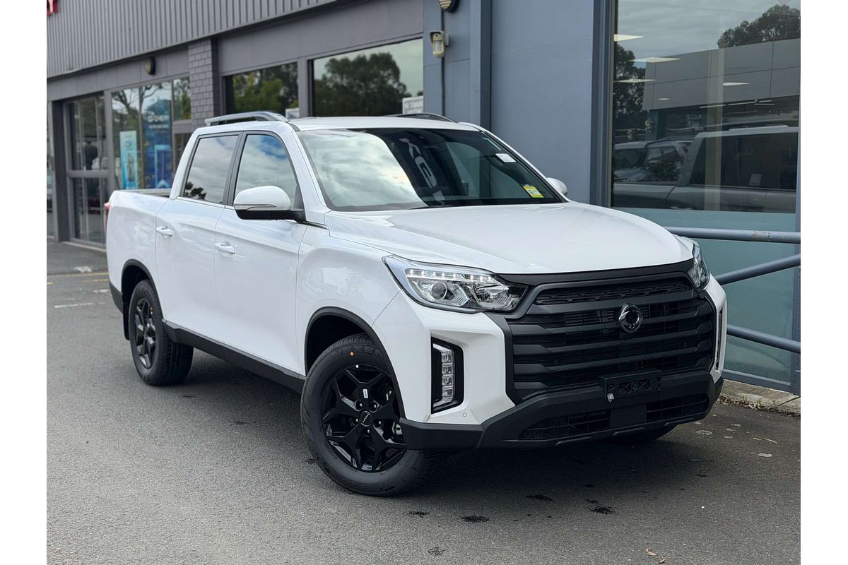 2025 KGM MUSSO Adventure Q261