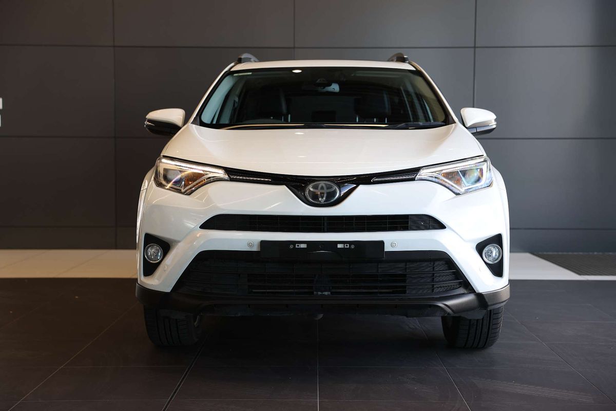 2018 Toyota RAV4 Cruiser ASA44R
