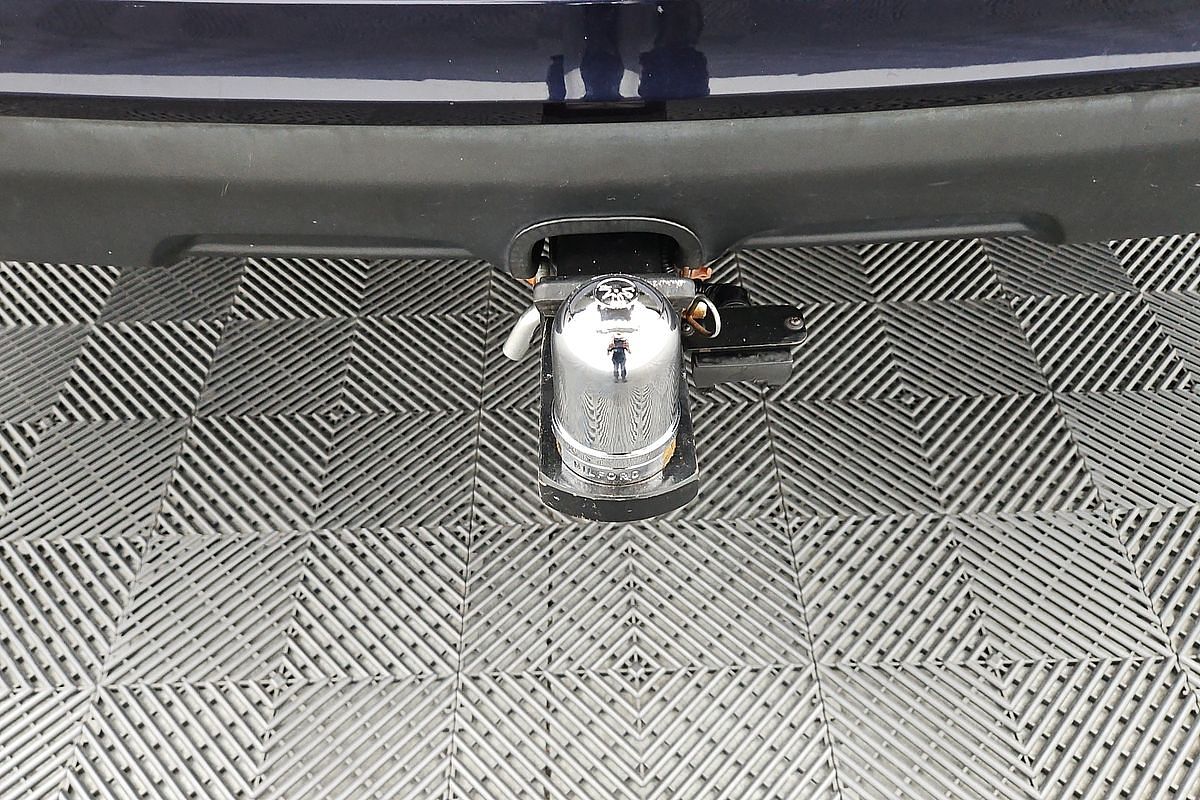 2019 Kia Carnival SLi YP