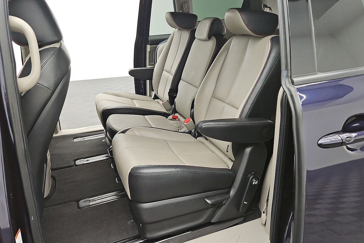 2019 Kia Carnival SLi YP