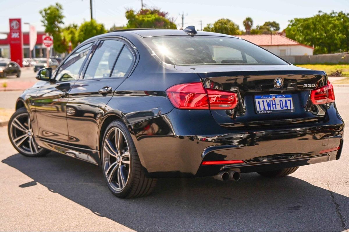 2015 BMW 3 Series 330i Sport Line F30 LCI