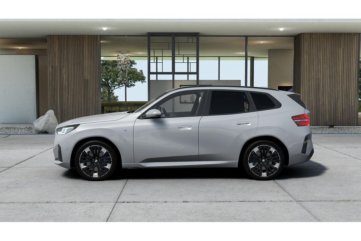 2025 BMW X3 20 xDrive G45