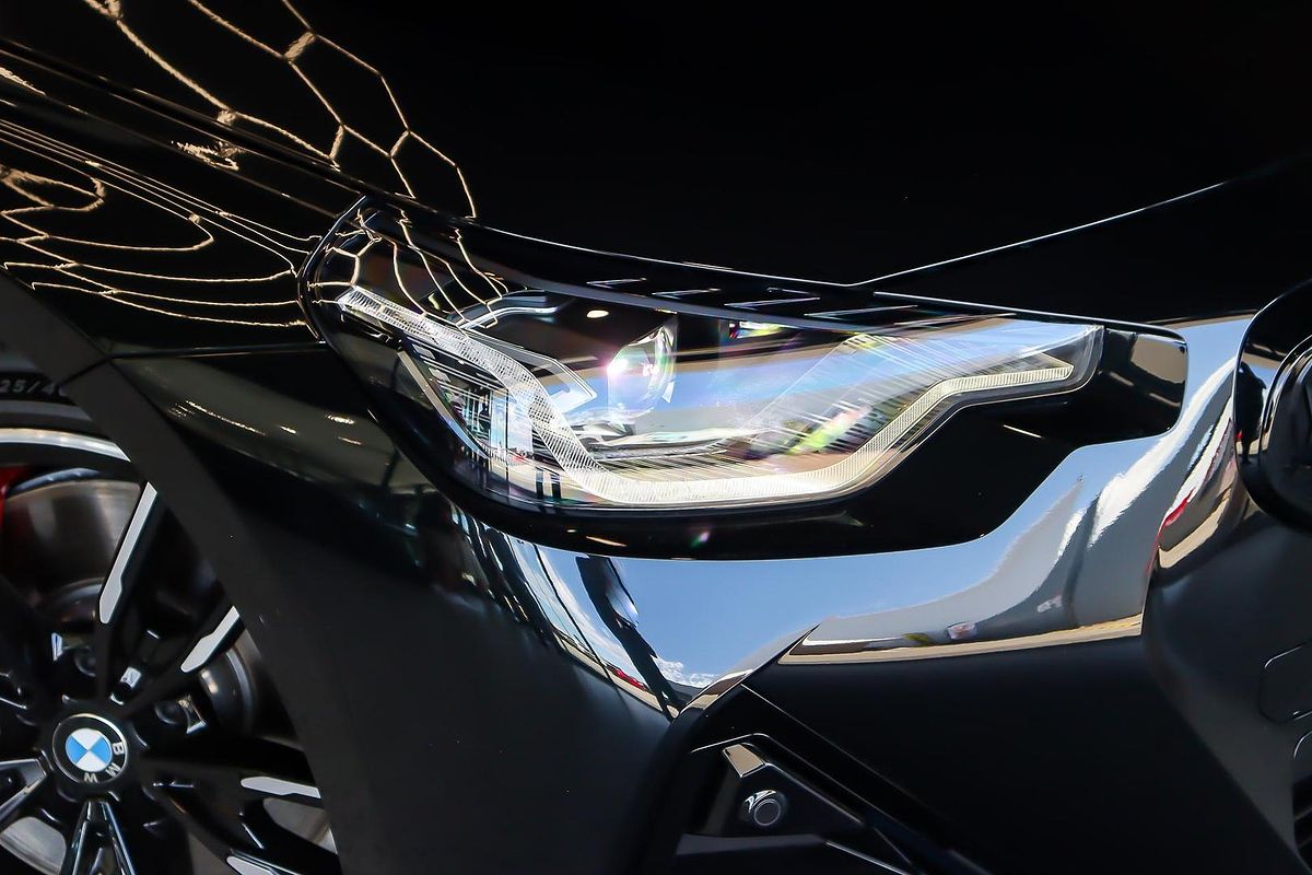 2025 BMW 2 Series M240i xDrive G42