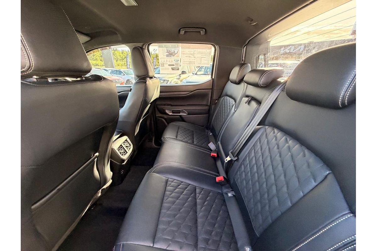 2023 Ford Ranger Platinum 4X4 3.0L