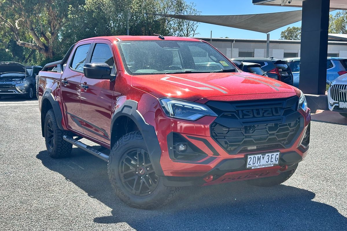 2025 Isuzu D-MAX BLADE 4X4