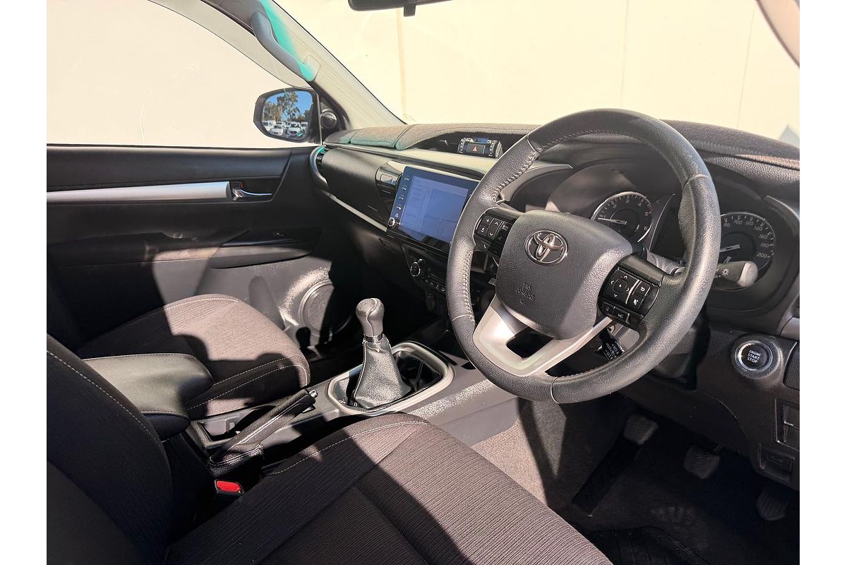 2021 Toyota Hilux SR5 GUN126R 4X4