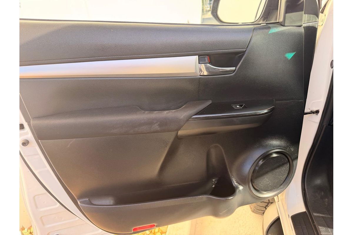 2021 Toyota Hilux SR5 GUN126R 4X4