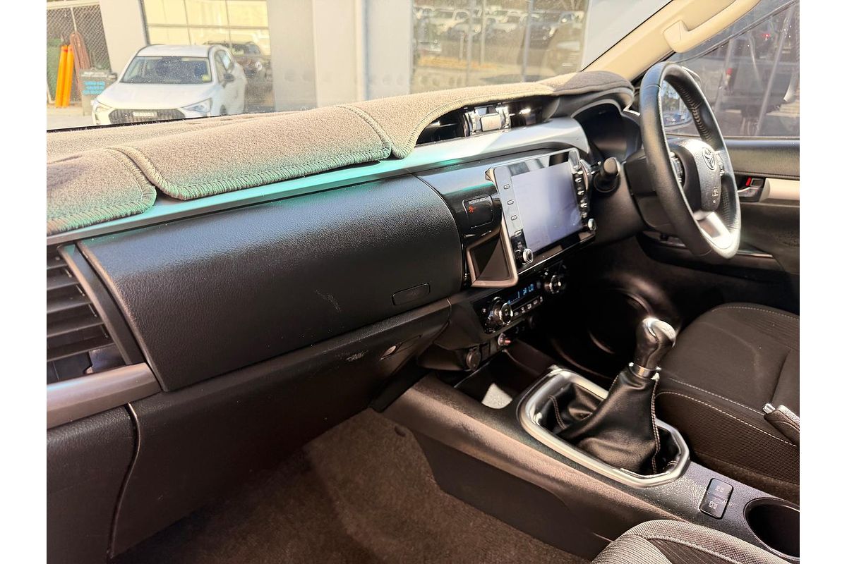 2021 Toyota Hilux SR5 GUN126R 4X4