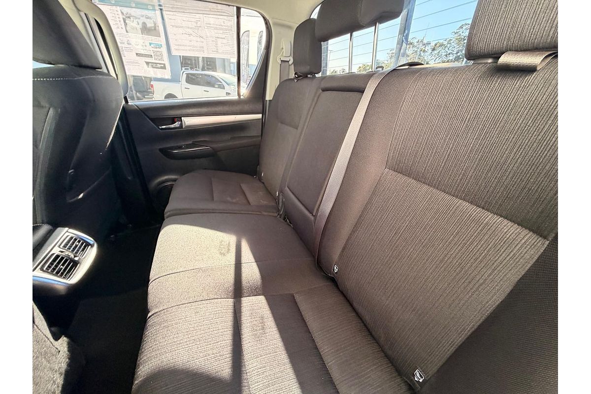 2021 Toyota Hilux SR5 GUN126R 4X4