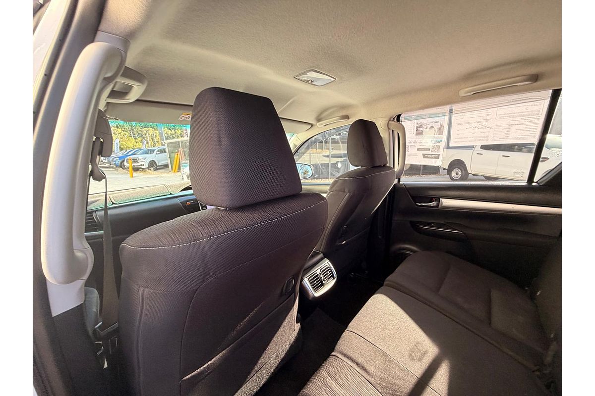 2021 Toyota Hilux SR5 GUN126R 4X4