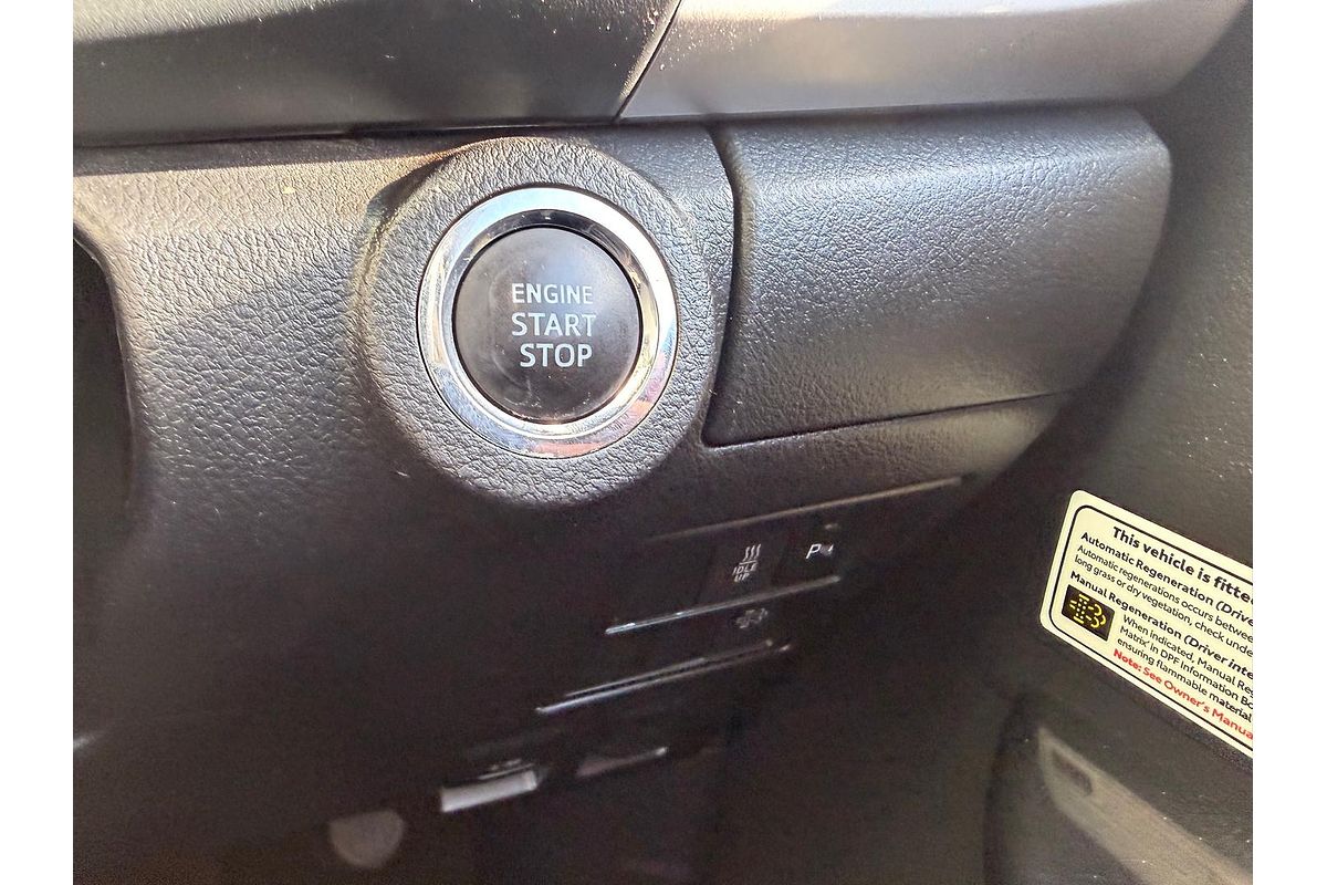 2021 Toyota Hilux SR5 GUN126R 4X4