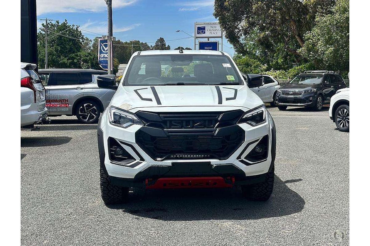 2025 Isuzu D-MAX BLADE 4X4