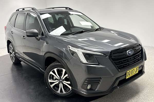 2023 Subaru Forester 2.5i Premium S5