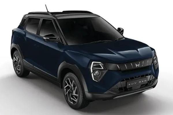 2025 Mahindra XUV3XO AX7L