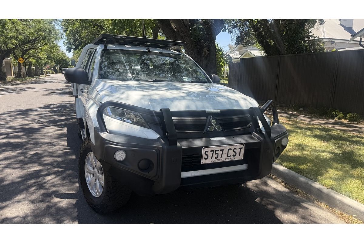 2019 Mitsubishi Triton GLX MR 4X4