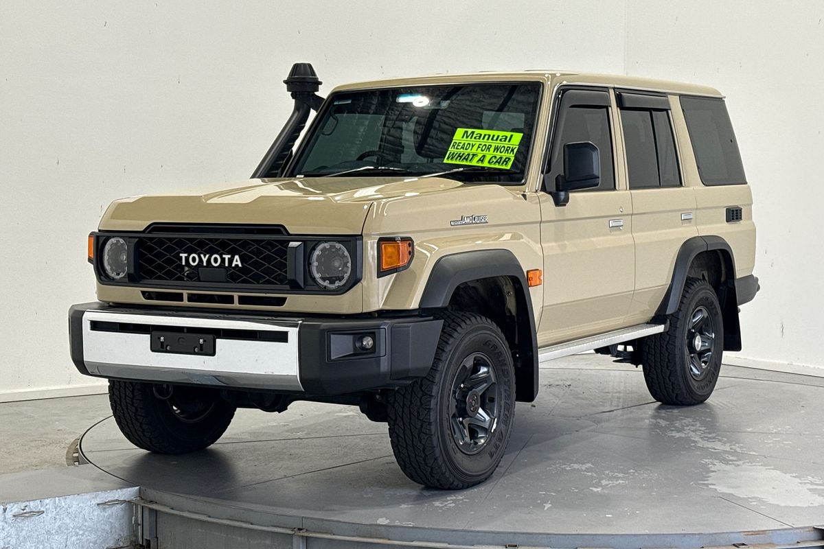 2024 Toyota Landcruiser GXL VDJL76R