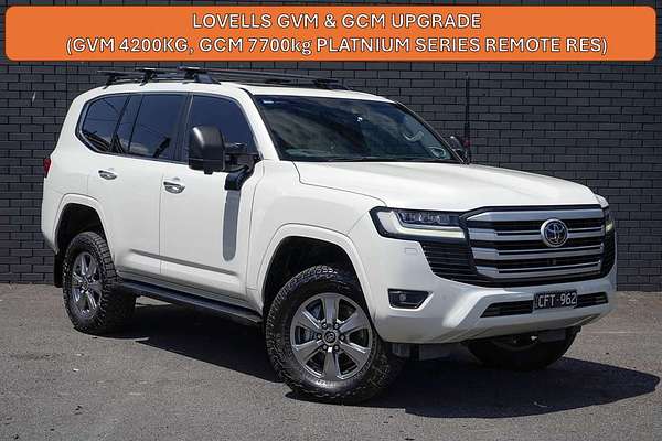 2023 Toyota Landcruiser Sahara FJA300R