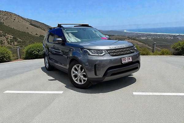 2018 Land Rover Discovery SD4 SE Series 5