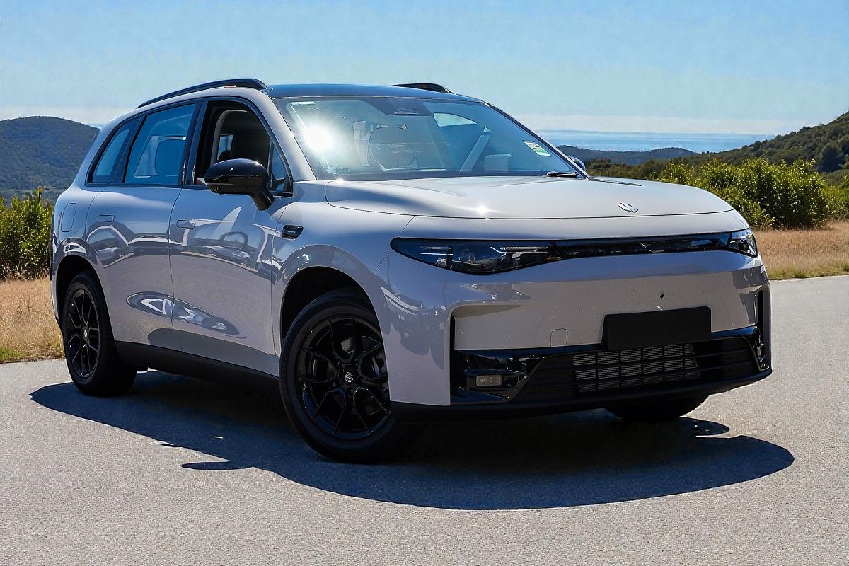 2025 Leapmotor C10 REEV Ultra Hybrid Style B11