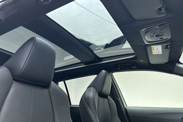 2024 Toyota Corolla Cross Atmos MXGH10R thumb-14