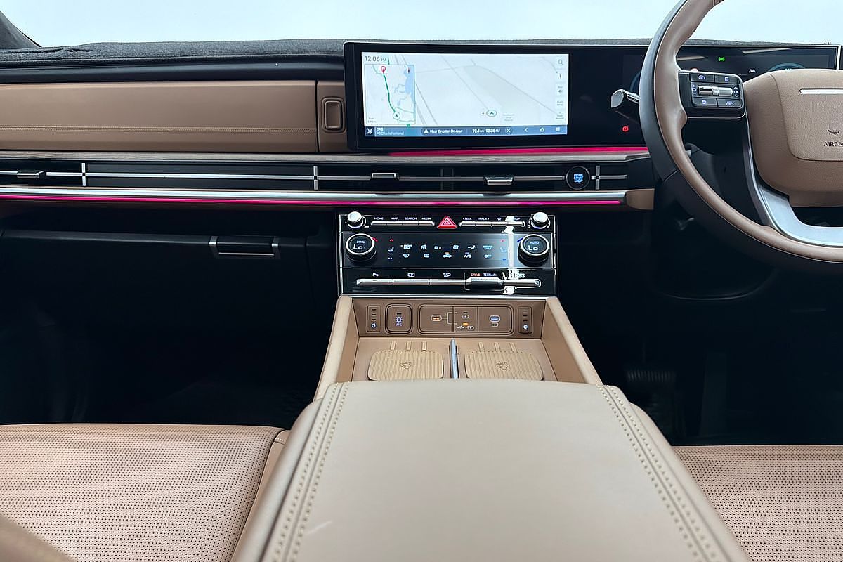 2024 Hyundai Santa Fe Hybrid Calligraphy MX5.V1