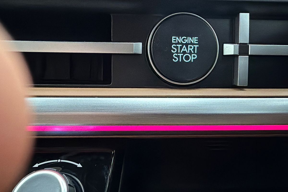 2024 Hyundai Santa Fe Hybrid Calligraphy MX5.V1