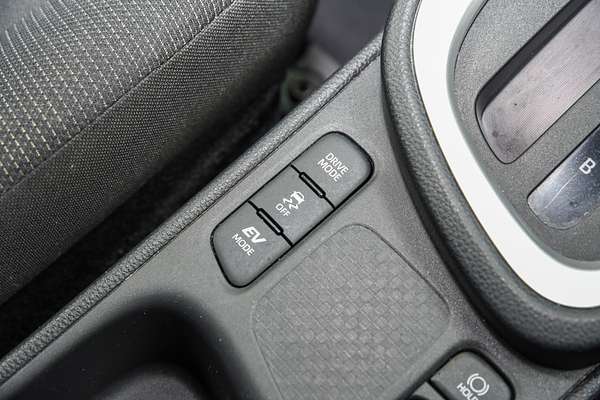 2021 Toyota Yaris Cross GXL MXPJ10R thumb-14