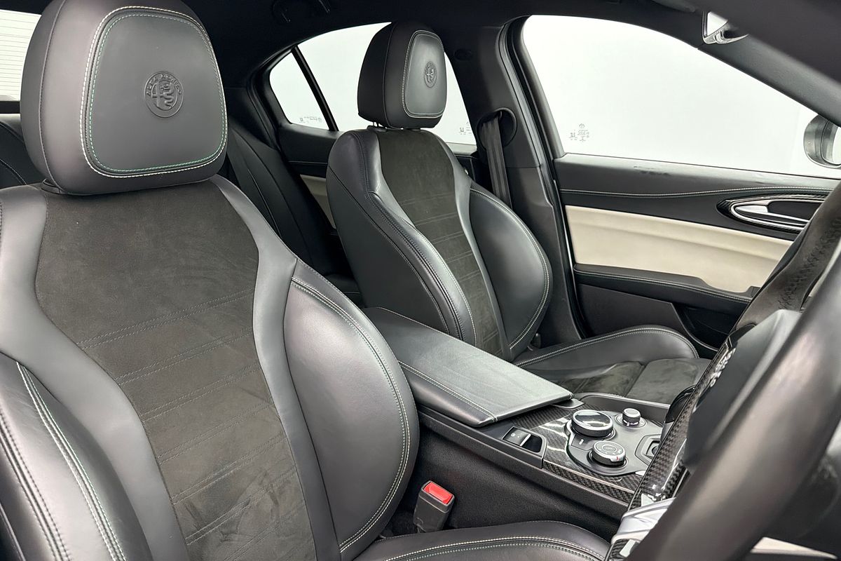 2016 Alfa Romeo Giulia Quadrifoglio