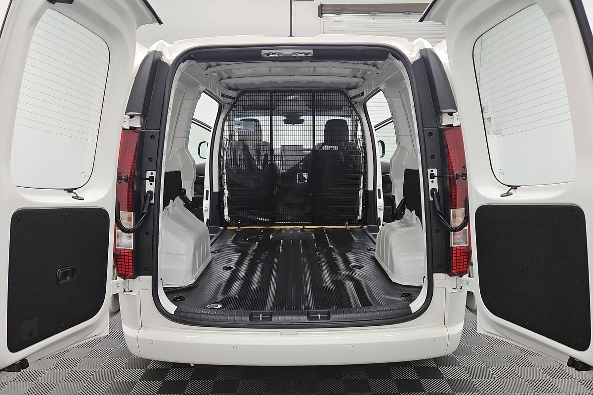 2024 Hyundai STARIA LOAD US4.V2