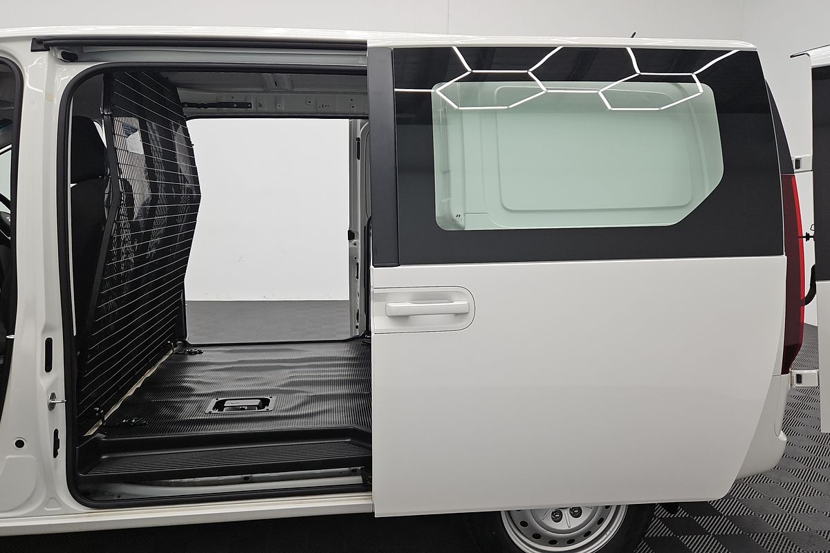 2024 Hyundai STARIA LOAD US4.V2
