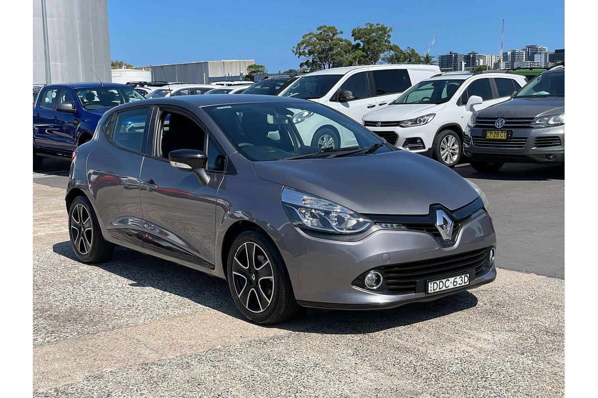 2015 Renault Clio Expression IV B98