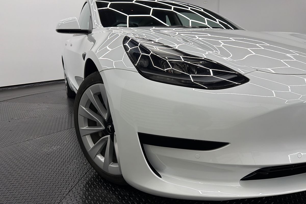2022 Tesla Model 3 Rear-Wheel Drive