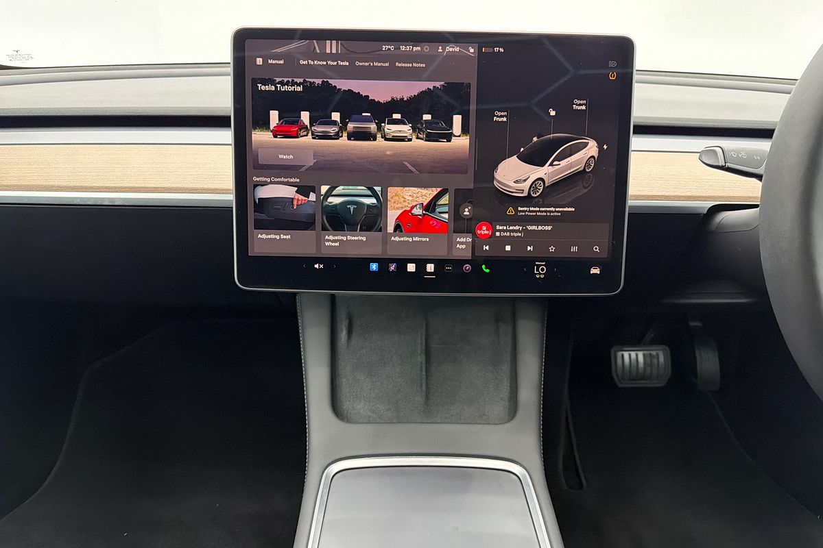 2022 Tesla Model 3 Rear-Wheel Drive