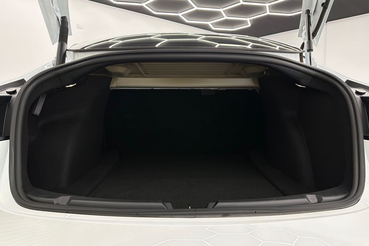 2022 Tesla Model 3 Rear-Wheel Drive