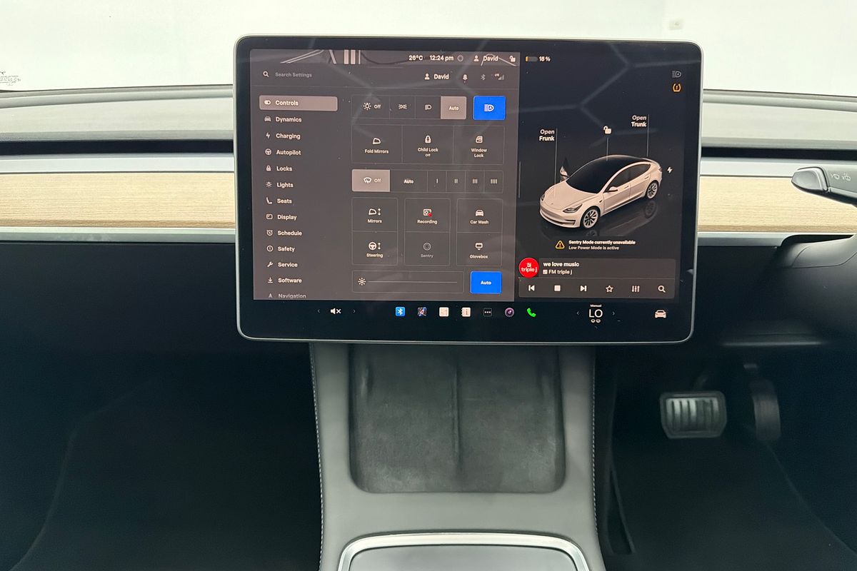 2022 Tesla Model 3 Rear-Wheel Drive