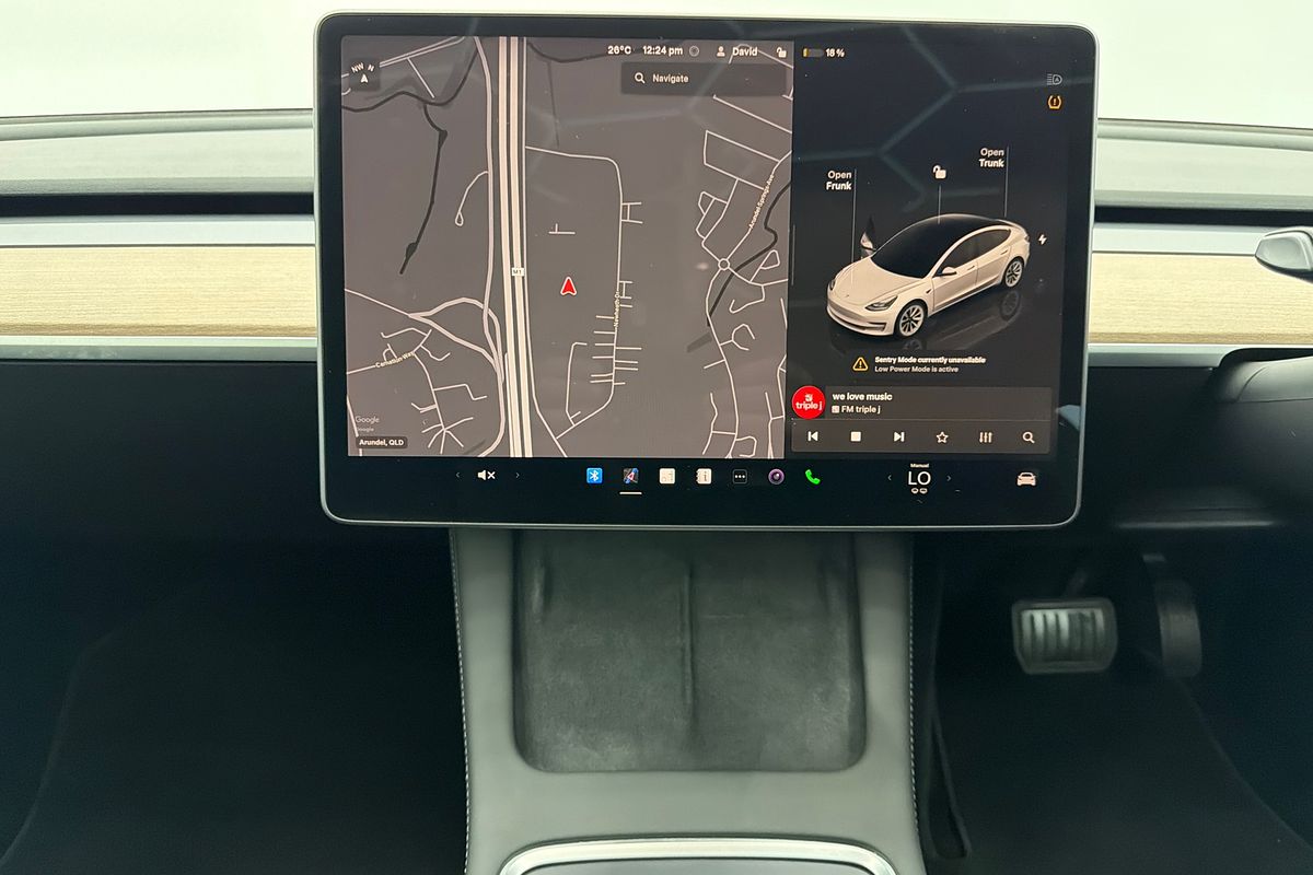 2022 Tesla Model 3 Rear-Wheel Drive