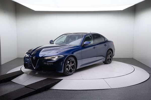 2017 Alfa Romeo Giulia Super