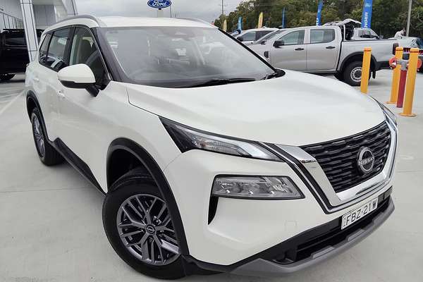 2023 Nissan X-TRAIL ST T33